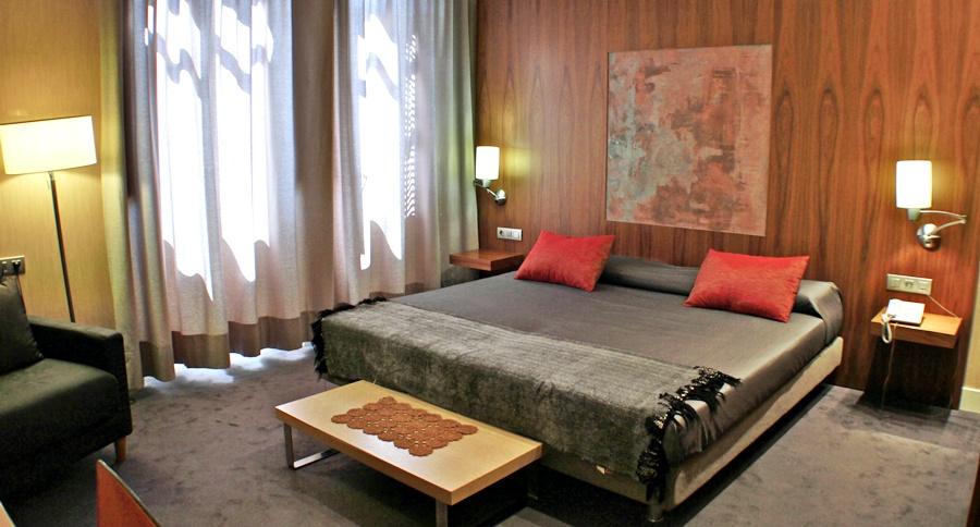 Hotel Sant Roc Solsona Esterno foto