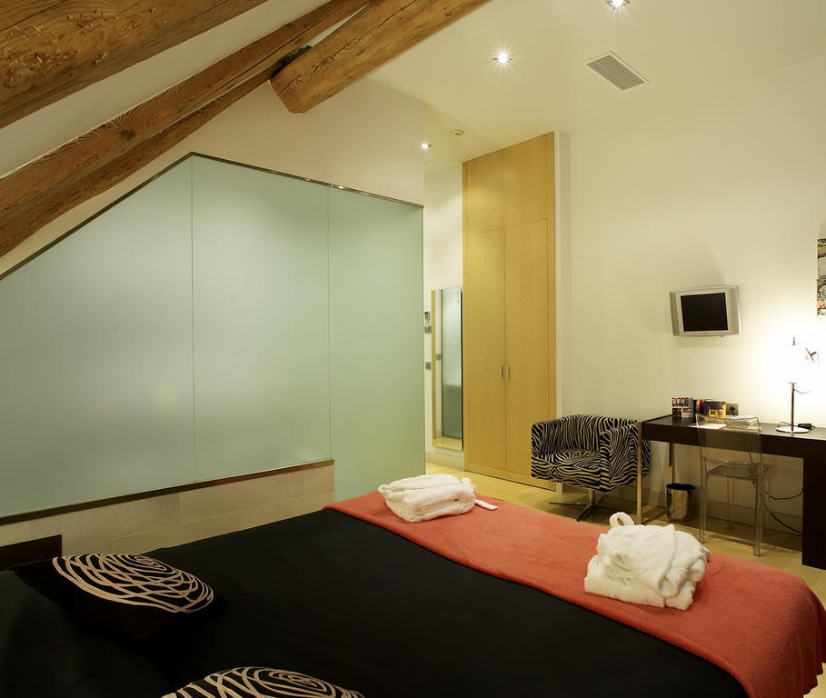 Hotel Sant Roc Solsona Esterno foto